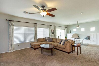 006_GREAT ROOM