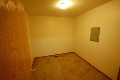 Apt 1 BR 2