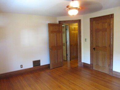 610 S Peoria Ave, Dixon, IL 61021 - photo 7