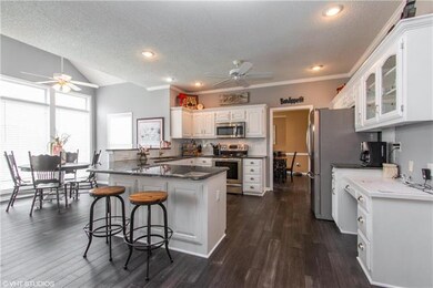 21711 W 57th Terrace, Shawnee, KS 66218 - photo 7