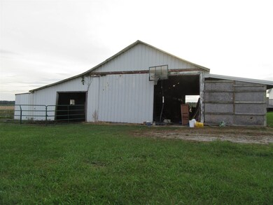 651 E 950 S, La Fontaine, IN 46940 - photo 3