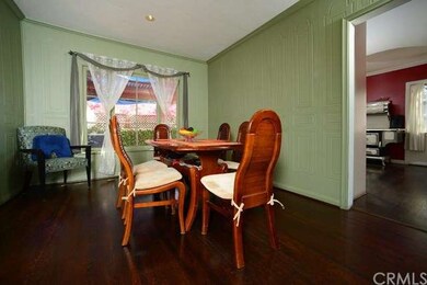 Formal dining room