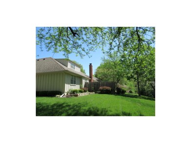 Beautiful corner lot with side entrance garage, hu