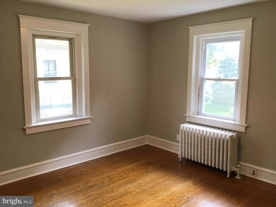 138 E Avon Rd, Brookhaven, PA 19015 - photo 5