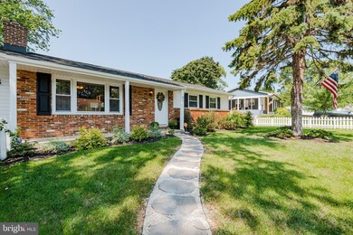 91 Great Lake Dr, Annapolis, MD 21403 - photo 2