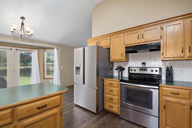 706 Berry Ln-21-2