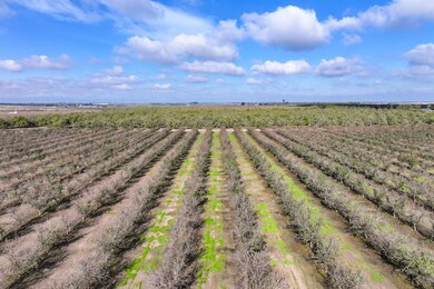 8372 7th Ave, Hanford, CA 93230 - photo 3