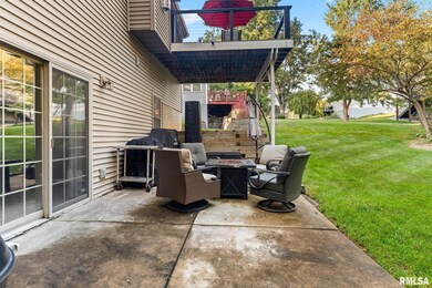 5912 W Ridgecrest Cir, Peoria, IL 61615 - photo 6