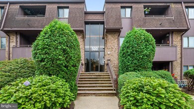 524 Woodmill Dr, East Windsor, NJ 08512 - photo 2