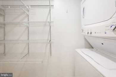 14184 Cuddy Loop unit 304, Woodbridge, VA 22193 - photo 7