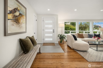 2823 36th Ave W, Seattle, WA 98199 - photo 3