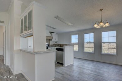 13421Pecan-6 Large