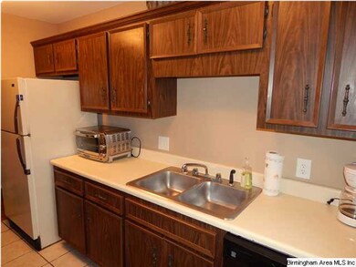 double sink, disposal, and dish washer.