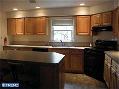 11 S Syracuse Dr, Cherry Hill, NJ 08034 - photo 4