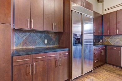 505 Bastrop St unit 401, Houston, TX 77003 - photo 3