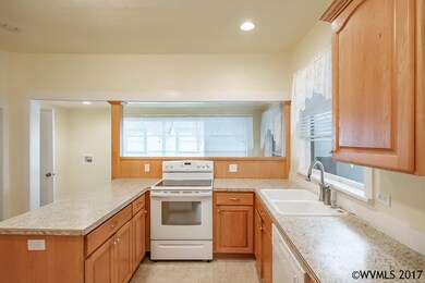 814 7th Ave SW, Albany, OR 97321 - photo 4