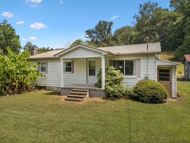 2834 Mcbride Rd, Columbia, TN 38401 - photo 2