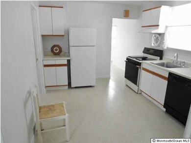 400 Navesink Ave unit A, Atlantic Highlands, NJ 07716 - photo 4