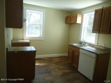 542 North Cir, Bethlehem, PA 18018 - photo 7