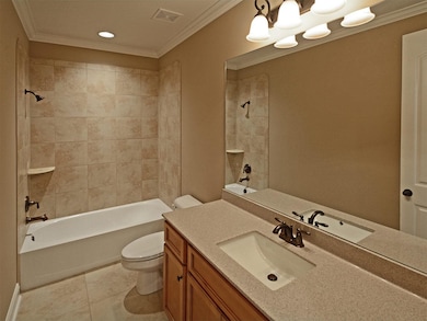 Your guests will feel right at home with this gran
