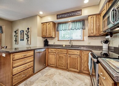 2875 Danube Way, Saint Charles, MO 63301 - photo 6