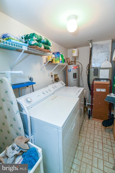 2102 Sturbridge Common, Southampton, PA 18966 - photo 6