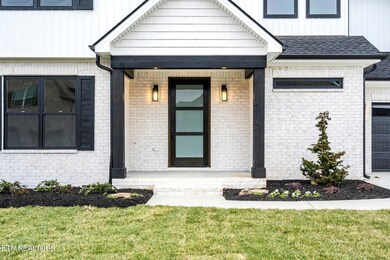 2263 Hickory Crest Ln, Knoxville, TN 37932 - photo 5