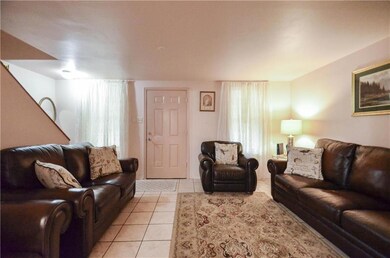 186 W Green St, Allentown, PA 18102 - photo 2
