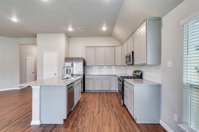 1014 Tomball Downs Dr, Tomball, TX 77375 - photo 3