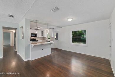 5774 Cedar Oaks Dr, Jacksonville, FL 32210 - photo 7