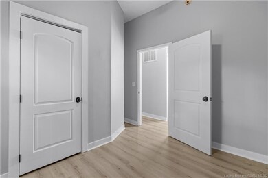 1218 E 8th St, New Albany, IN 47150 - photo 6