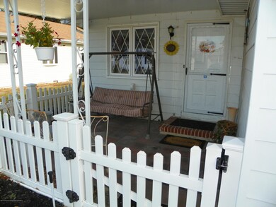 Pulaski-8-Porch
