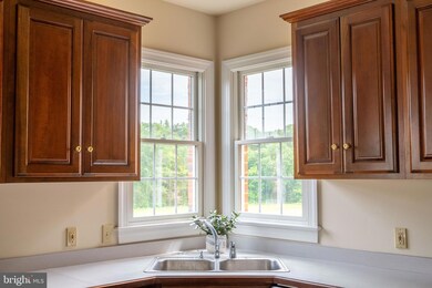 6305 Gov Almond Rd, Locust Grove, VA 22508 - photo 4