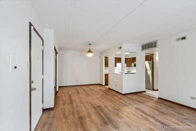 18245 Burnham Ave unit 5, Lansing, IL 60438 - photo 4