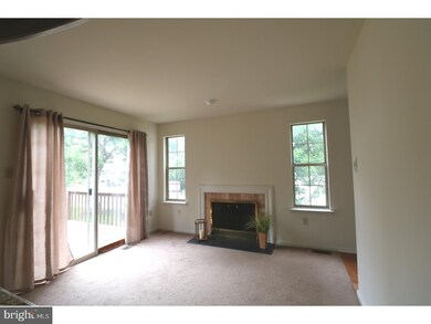 120 Susan Constant Ct, Norristown, PA 19401 - photo 7