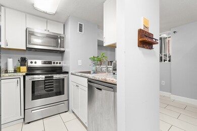 11 Margin St unit 2, Lynn, MA 01905 - photo 5