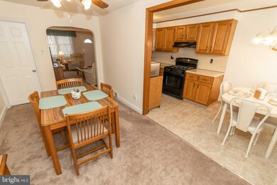 929 Maple Ave, Glenolden, PA 19036 - photo 7