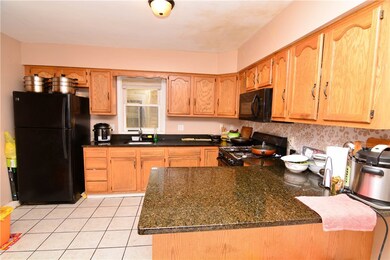 39 Prospect St, Cranston, RI 02910 - photo 6