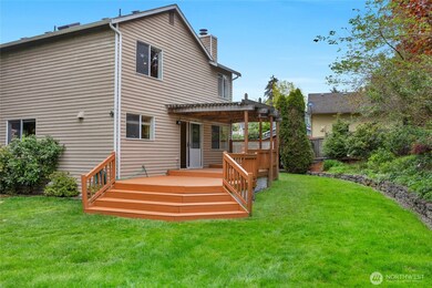 8823 NE 152nd St, Kenmore, WA 98028 - photo 4