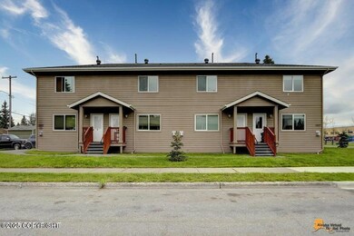 1337 E 14th Ave unit B, Anchorage, AK 99501 - photo 2