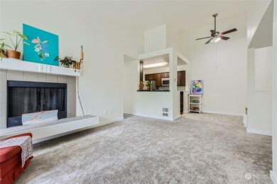12303 Harbour Pointe Blvd unit V304, Mukilteo, WA 98275 - photo 5