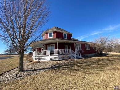 7720 SW Huntoon St, Topeka, KS 66615 - photo 6