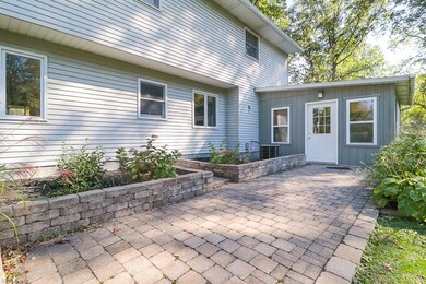 376 Buckeye Dr, Sheffield Lake, OH 44054 - photo 5