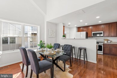 11201 Wortham Crest Cir, Manassas, VA 20109 - photo 6