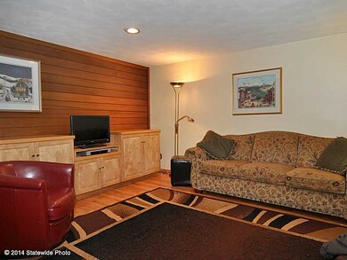 8 Hazel Point Rd, Smithfield, RI 02917 - photo 4