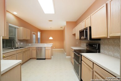 21522 Rio Colorado, San Antonio, TX 78259 - photo 5
