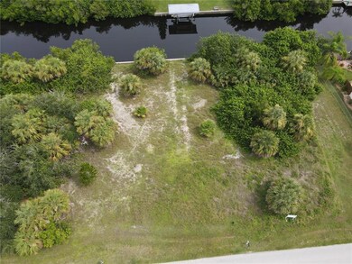 18694 Arapahoe Cir, Port Charlotte, FL 33948 - photo 4