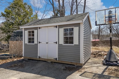 9 Shulman Dr_0107