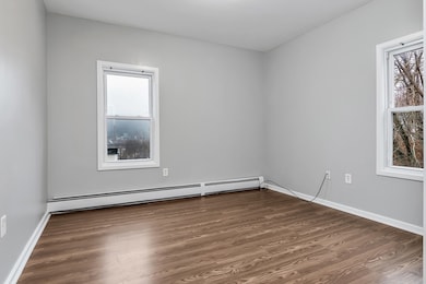 12 Beech St unit 2, Fitchburg, MA 01420 - photo 4