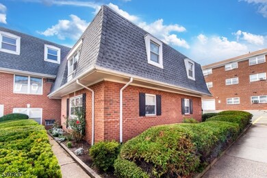 25 River Rd unit A-14, Nutley, NJ 07110 - photo 2